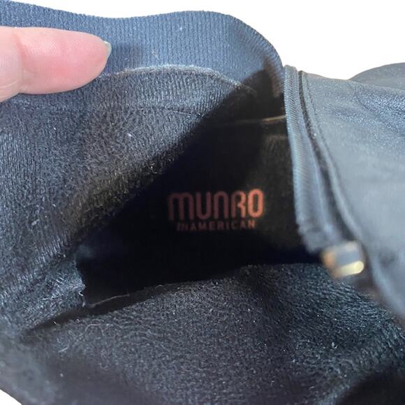 Munro Black Leather Ankle Sie Zipper Walking Wedge Bootie Women Sz 7.5 - Picture 10 of 16